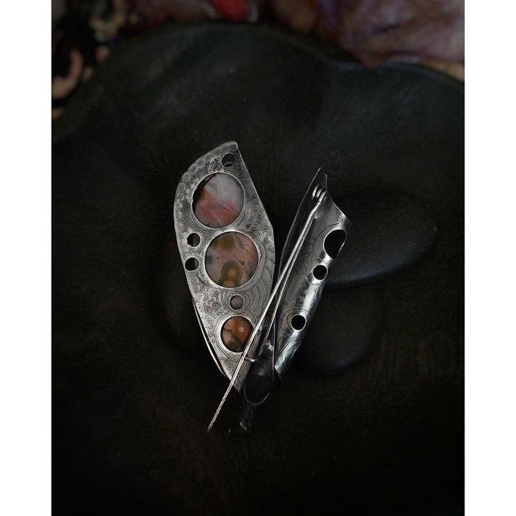 MON AMOUR - Fine Art Jewelry - Brooch - Art In Motion Jewelry & Metal Studio LLC